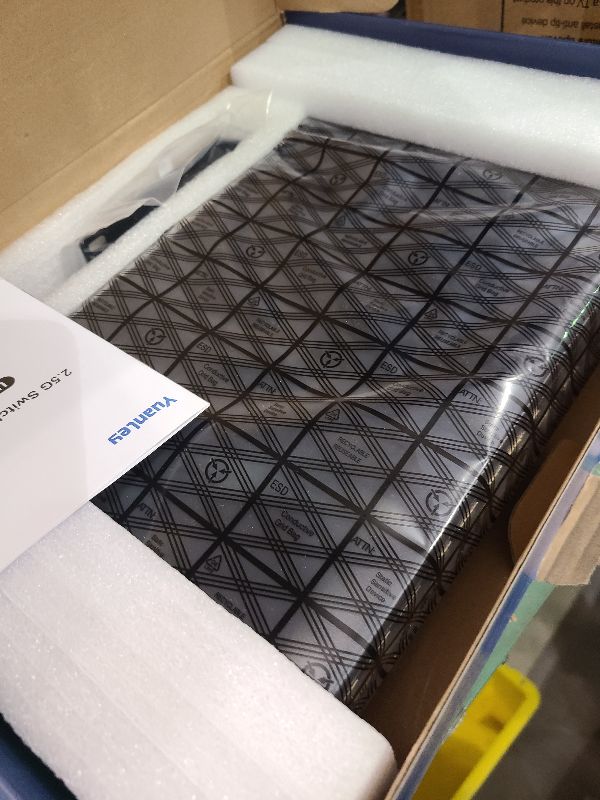 Photo 1 of 18 Port 2.5G Umanaged Ethernet Switch, 16 x 2.5Gb Base-T Ports, 2 x 10G SFP+, Compatible with 100/1000/2500Mbps, Metal Fanless, Desktop/Rack Mount YuanLey 2.5Gbe Network Switch for Wireless AP, PC