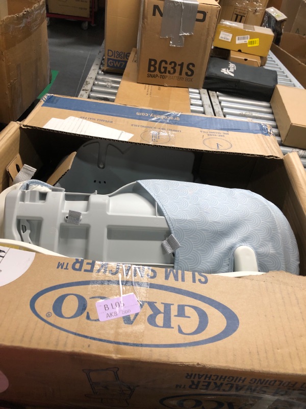 Photo 1 of (UNTESTED) GRACO High Chair, Ultra Slim, Fast-Folding, Multiple Recline Positions, Comfortable Feeding