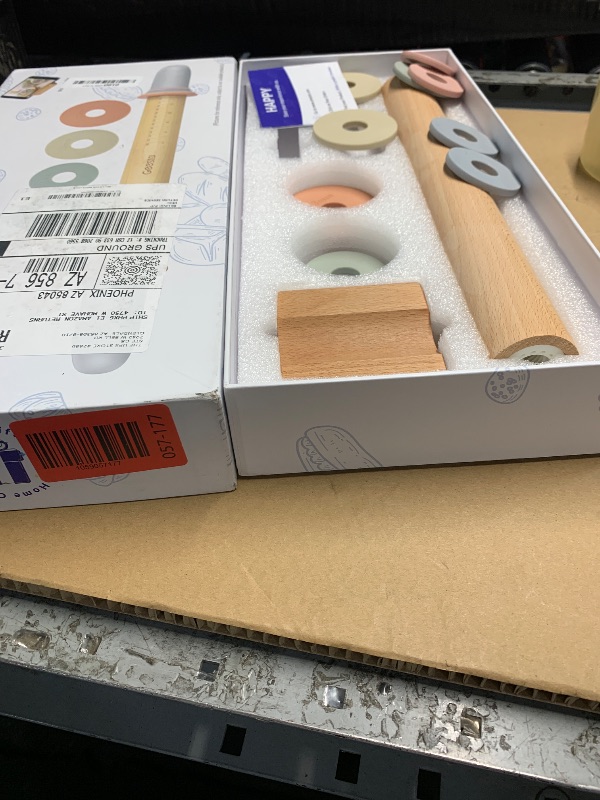 Photo 1 of ***(MISSING HAND SHAFTS)***Geesta Adjustable Wood Rolling Pin with 5 Thickness Rings, Precise Dough Roller Handle Press Design with Measurement Guide for Fondant, Pizza, Pie Crust, Cookie, Pastry Baking Decorating Accessories