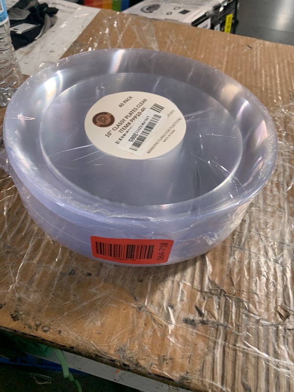 Photo 1 of [10'' 40 Pack] 10'' inch Premium Heavy Weight Crystal Clear Classy Disposable hard Plastic Main Dish plates