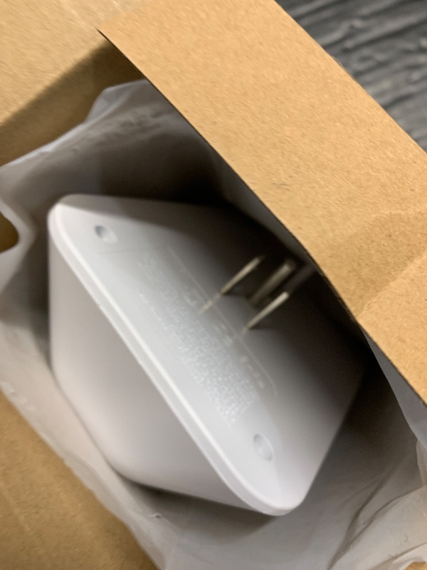 Photo 1 of (only one) 2 Pack Surge Protector Outlet Extender - Addtam 5-Outlet Splitter with 4 USB Wall Charger(2 USB-C Ports), Multi Plug Outlet 