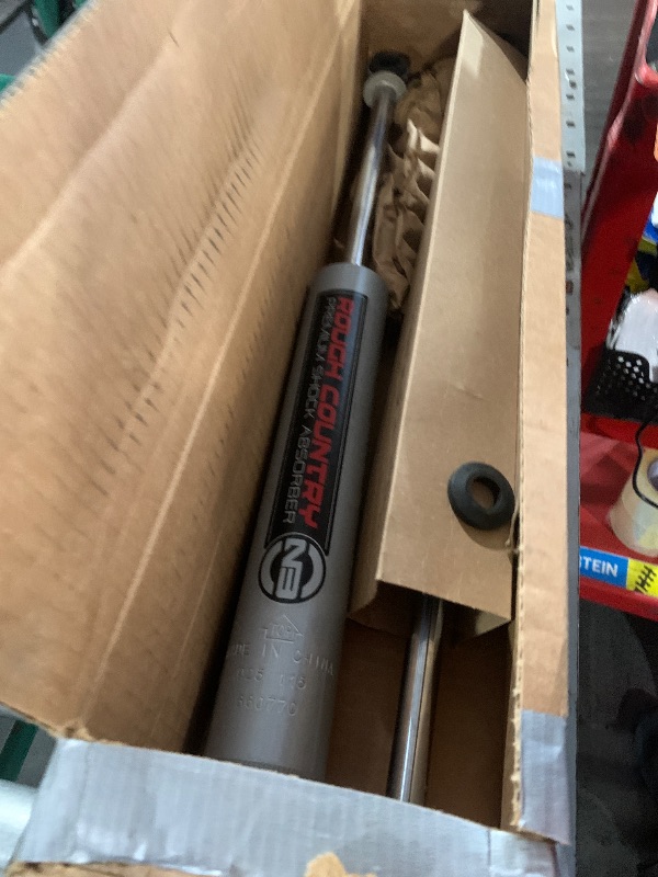 Photo 1 of ***NO SHOCKS ONLY STRUTS*** Rough Country 2.5" Suspension Lift Kit with N3 Struts for Toyota Tacoma (1996-2004)