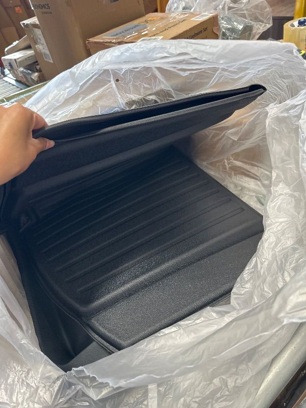 Photo 1 of *** PARTIL SET *** PawteIin Tesla Model 3 Highland Floor Mats Custom Fit All Weather TPE Cargo Liner Cargo Trunk Accessories,Compatible 2025 2024 Tesla Model 3 ?2025 2024 Model 3 Full Floor Mat Kit Set of 6