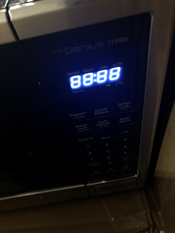 Photo 1 of *****PARTS ONLY*******Panasonic NN-SU696S Microwave Oven, 1.3 Cft, Stainless Steel/Silver