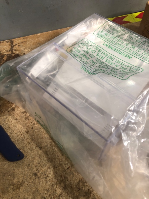 Photo 1 of 1.2Gallon Betta Aquarium Starter Kits Square Fish Tank with LED Light and Filter Pump