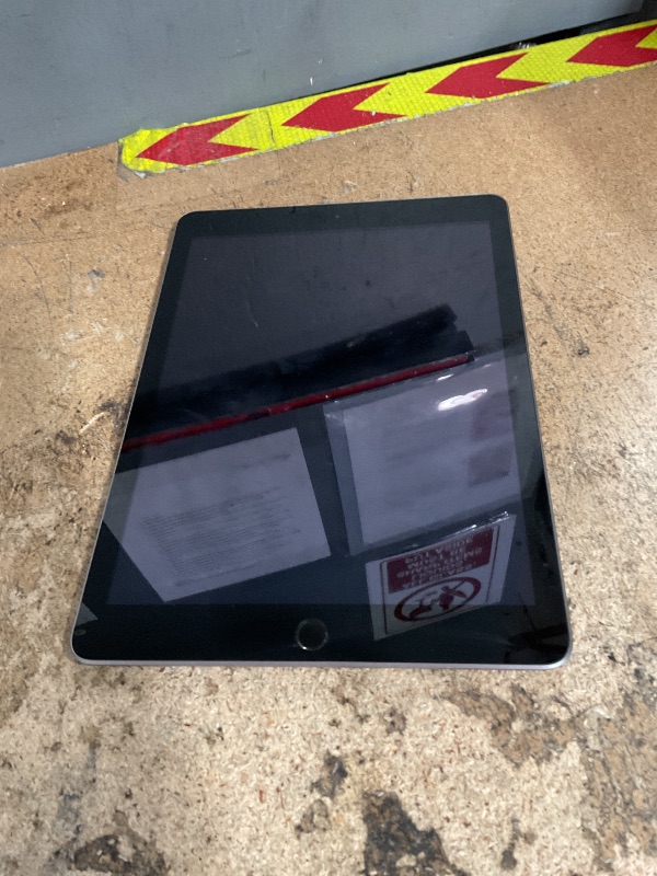 Photo 1 of *NON FUNCTIONAL SOLD AS IS* IPAD MODEL A1822