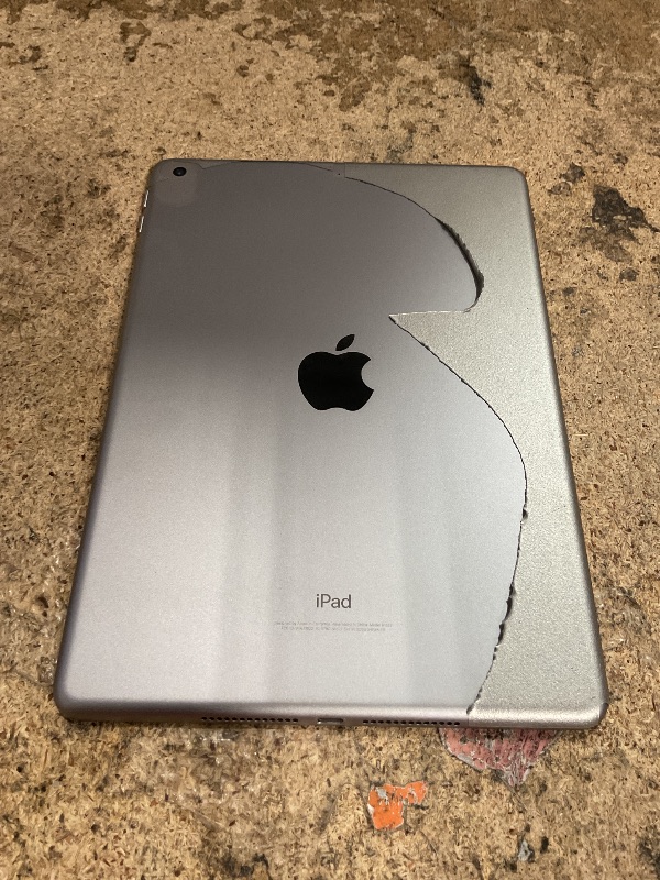 Photo 1 of *NON FUNCTIONAL SOLD AS IS* IPAD MODEL A1822