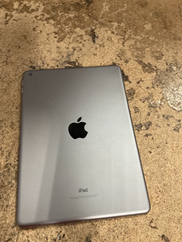 Photo 1 of *NON FUNCTIONAL SOLD AS IS* IPAD MODEL A1893