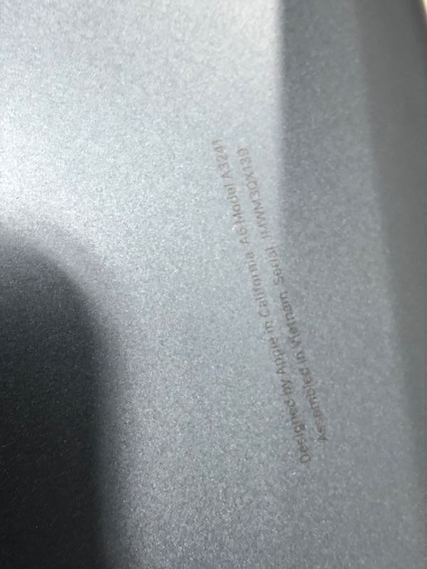 Photo 1 of * LOCKED * Apple 2025 MacBook Air 15-inch Laptop with M4 chip: Built for Apple Intelligence, 15.3-inch Liquid Retina Display, 24GB Unified Memory, 512GB SSD Storage, 12MP Center Stage Camera, Touch ID; Midnight