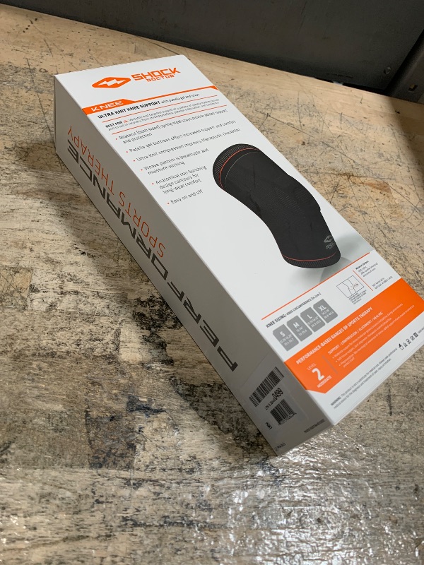 Photo 1 of (USED/FAIR) Shock Doctor Ultra Knit Knee Support, Knee Brace for Preventing & Healing Patella Instability, Meniscus Injuries, Minor Ligament Sprains & Hyperextension, for Men & Women, Sold as Single Unit (1)