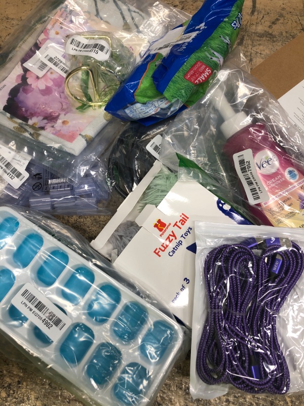 Photo 1 of *FINAL SALE 10 HOUSEHOLD ITEMS 