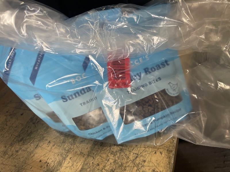 Photo 1 of  EXPIRED 9-26-25
PACK OF 6 
Bocce's Bakery Chicken & Pumpkin Sunday Roast Training Treats for Dogs - Wheat-Free, All-Natural Dog Treats for Training, 6 oz Bag