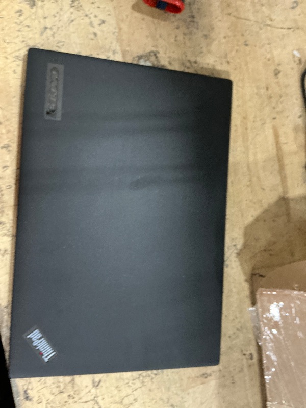 Photo 1 of ****************SCREEN IS CRACKED ON THE LEFT SIDE OF SCREEN***************
Lenovo ThinkPad X1 Carbon 3rd Generation - Core i7-5600U 2.6GHz, 8GB, 256GB SSD, 14.0in FHD 1920x1080, WIFI, Bluetooth, HDMI, USB 3.0, Windows 10 Pro 64 Bit(Renewed)