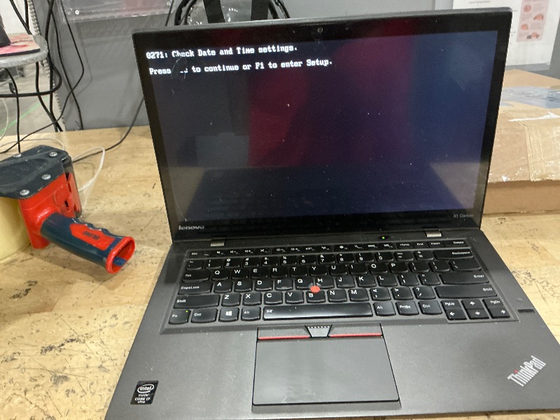 Photo 1 of ****************SCREEN IS CRACKED ON THE LEFT SIDE OF SCREEN***************
Lenovo ThinkPad X1 Carbon 3rd Generation - Core i7-5600U 2.6GHz, 8GB, 256GB SSD, 14.0in FHD 1920x1080, WIFI, Bluetooth, HDMI, USB 3.0, Windows 10 Pro 64 Bit(Renewed)