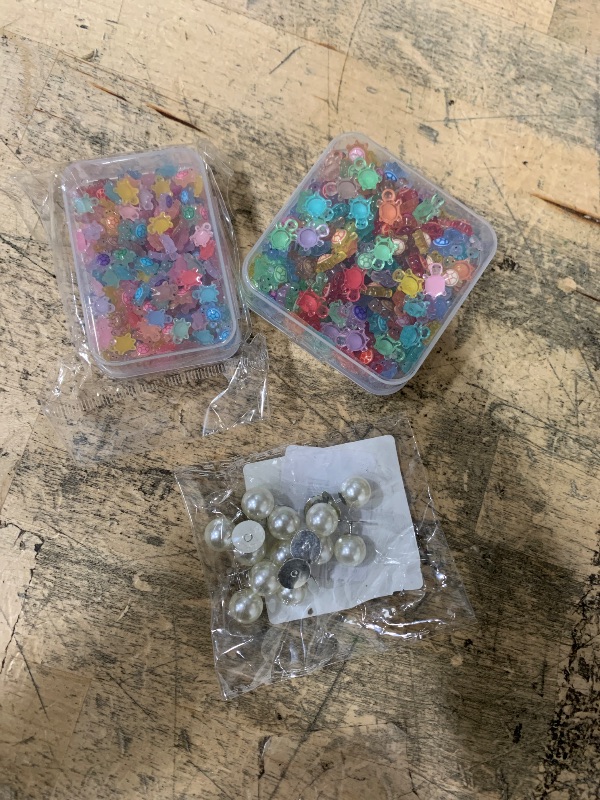 Photo 1 of 2 Small Boxes of OPA RYAT 200pcs Mini Resin Turtles Luminous Mini Turtle Figurines Glow in The Dark Miniatures Resin Turtles Cute for Nail Art DIY Projects for Fairy Garden Ocean Party Favor Landscaping Decoration and 12 set 10mm no sew pearl buttons, shi