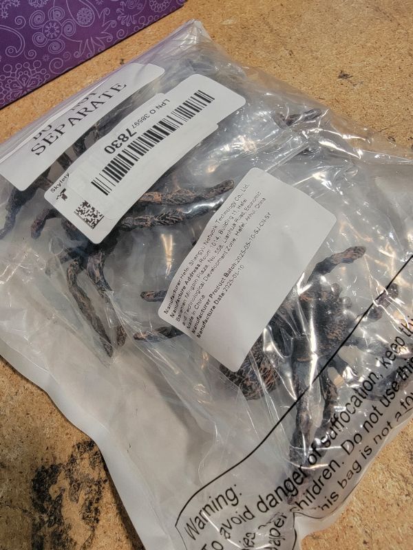 Photo 1 of 4 Pieces Realistic Spider Giant Fake Spider Action Model Plastic Animal Tarantula Toy Figures Lifelike Educational Toy for Girls and Boys, Halloween Prank Props Party Supplies