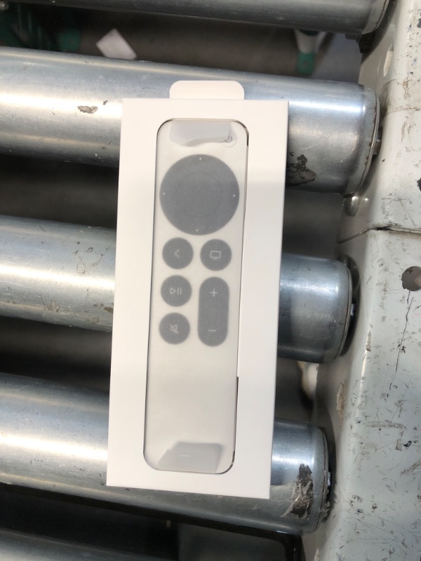 Photo 1 of ***(PARTS ONLY/ NON FUNCTIONAL)***
Apple TV Siri Remote (3rd Generation)