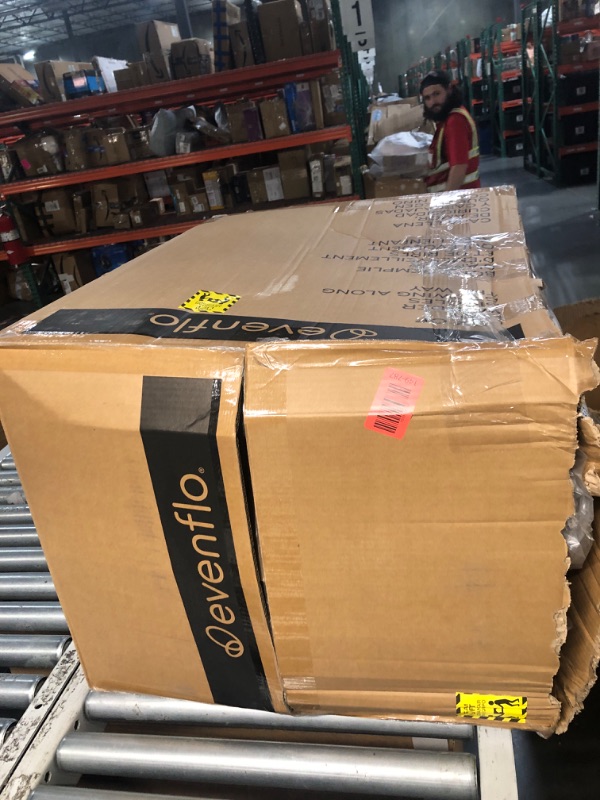 Photo 1 of ***************CAR SEAT ON INCLUDED, DIFFERENT COLOR THAN STOCK PHOTO************
Evenflo Shyft Intuiti Travel System with Revolve180 LiteMax NXT Rotational Infant Car Seat (Amaranth Pink)