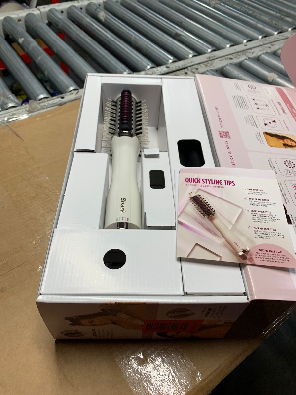 Photo 1 of ***FACTORY SEALED***
Shark HT212 SmoothStyle Heated Comb + Blow Dryer Brush with Heat Resistant Storage Bag, Dual Mode, for All Hair Types, Silk