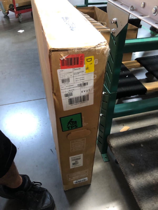 Photo 1 of ***DAMAGED - TOP RIGHT OF SCREEN CRACKED - BLACKED OUT ON RIGHT SIDE - SEE PICTURES - MISSING REMOTE***
Samsung 55-Inch Class Crystal UHD 4K DU7200 Series HDR Smart TV w/Object Tracking Sound Lite, PurColor, Motion Xcelerator, Mega Contrast, Q-Symphony (U