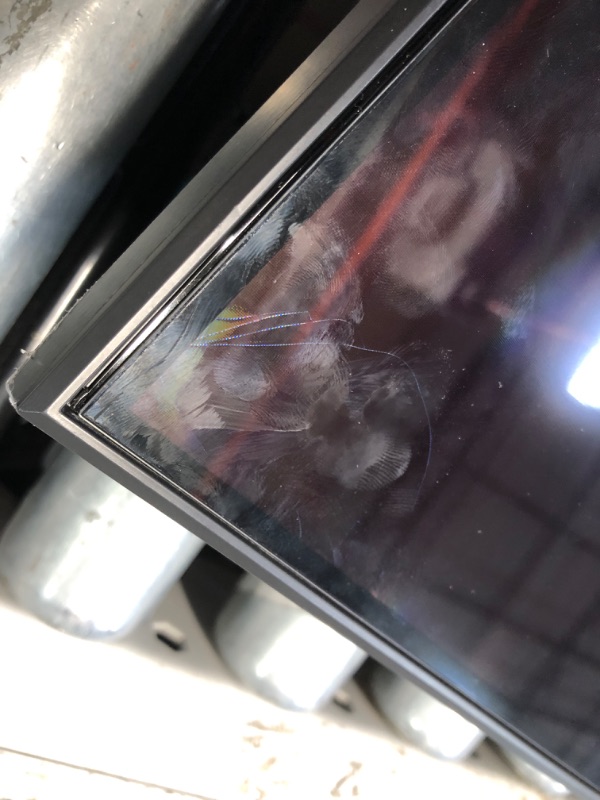 Photo 1 of ***DAMAGED - TOP RIGHT OF SCREEN CRACKED - BLACKED OUT ON RIGHT SIDE - SEE PICTURES - MISSING REMOTE***
Samsung 55-Inch Class Crystal UHD 4K DU7200 Series HDR Smart TV w/Object Tracking Sound Lite, PurColor, Motion Xcelerator, Mega Contrast, Q-Symphony (U