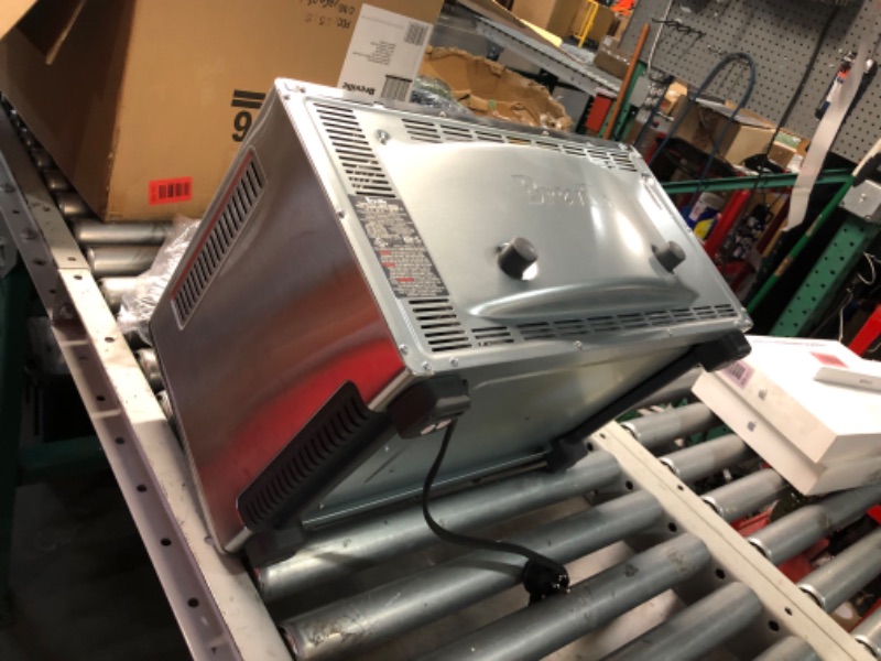 Photo 1 of ***HEAVILY USED AND DIRTY - POWERS ON - UNABLE TO TEST FURTHER - SEE PICTURES***
Breville BOV900BSS Smart Oven Air Fryer Pro and Convection Oven, Brushed Stainless Steel