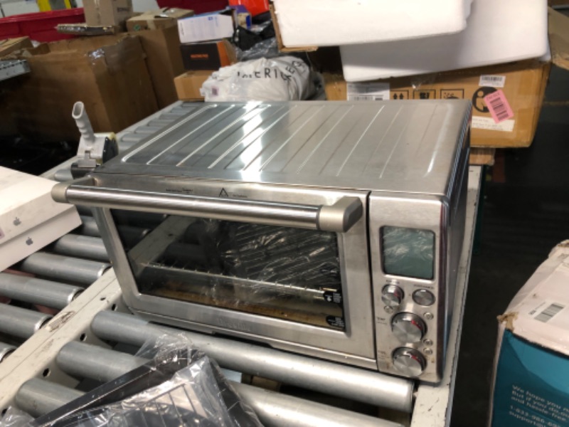 Photo 1 of ***HEAVILY USED AND DIRTY - POWERS ON - UNABLE TO TEST FURTHER - SEE PICTURES***
Breville BOV900BSS Smart Oven Air Fryer Pro and Convection Oven, Brushed Stainless Steel