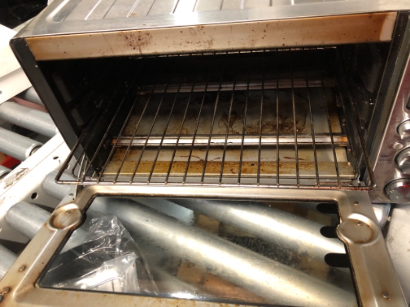 Photo 1 of ***HEAVILY USED AND DIRTY - POWERS ON - UNABLE TO TEST FURTHER - SEE PICTURES***
Breville BOV900BSS Smart Oven Air Fryer Pro and Convection Oven, Brushed Stainless Steel