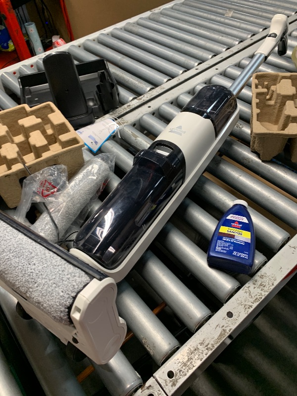 Photo 1 of (see all images) Bissell TurboClean Cordless Hard Floor Cleaner Mop and Lightweight Wet/Dry Vacuum, 3548