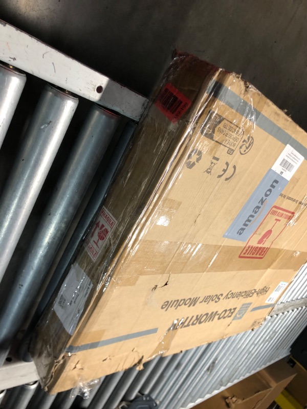 Photo 1 of ***INCOMPLETE - MISSING ACCESSORIES - SEE PICTURES***
ECO-WORTHY 100 Watts 12 Volt/24 Volt Rigid Solar Panel ECOM100W