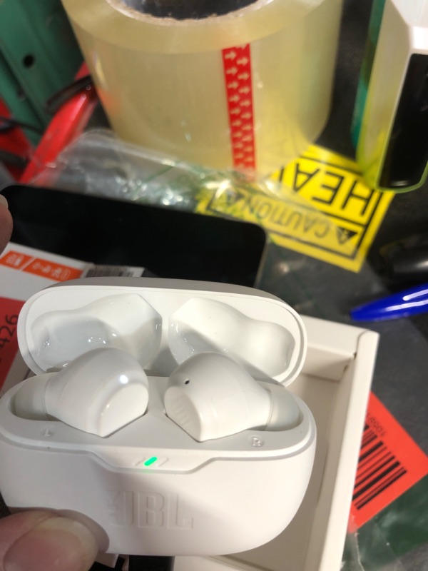 Photo 1 of (right side damaged) JBL Vibe Beam - True Wireless JBL Deep Bass Sound Earbuds, Bluetooth 5.2, Water & Dust Resistant, Hands-free call with VoiceAware, Up to 32 hours of battery life (White)