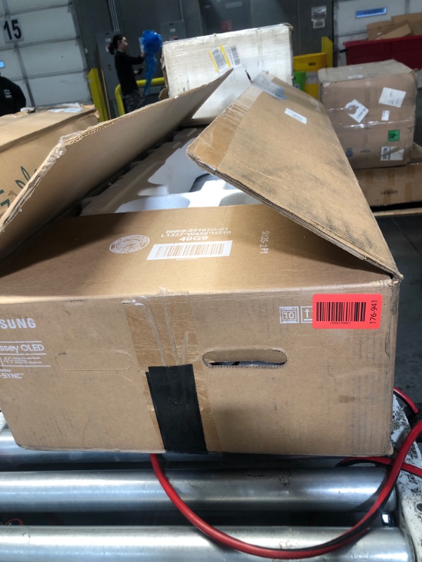 Photo 1 of ************SEE NOTES BEFORE BID****************
 Samsung 49" Odyssey OLED (G93SC) Series Curved Gaming Monitor w QD-OLED