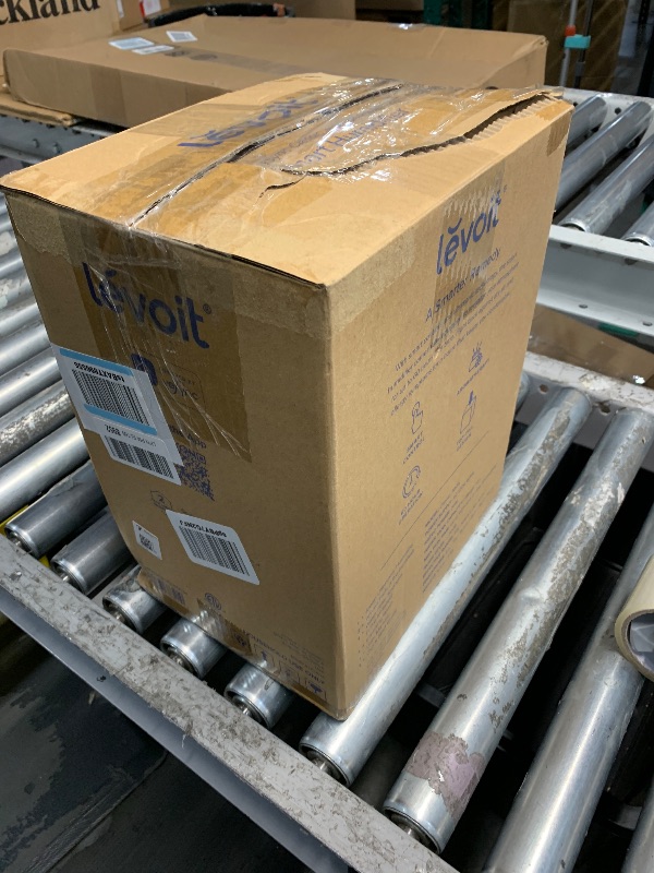 Photo 1 of ***(BROKEN LID)***LEVOIT Smart Humidifiers for Bedroom Large Room Home,(6L) Cool Mist Top Fill Essential Oil Diffuser for Baby & Plants,Smart App & Voice Control, Rapid Humidification & Auto Mode-Quiet Sleep Mode, Gray