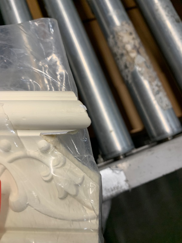 Photo 1 of ***DAMAGED - SEE NOTES/PICTURES***
Ekena Millwork 3 7/8"H x 3/4"P x 94 1/2"L, (4 1/8" Repeat), Marcella Running Leaf Chair Rail