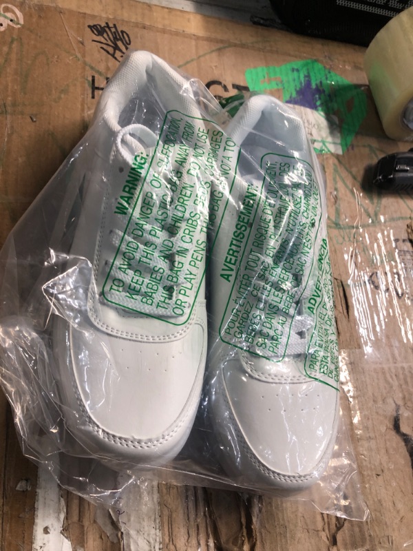 Photo 1 of ***(MINOR DAMAGE/ SEE NOTES)***SANYES USB Charging Light Up Shoes Sports LED Shoes Dancing Sneakers SYDB551-White-38