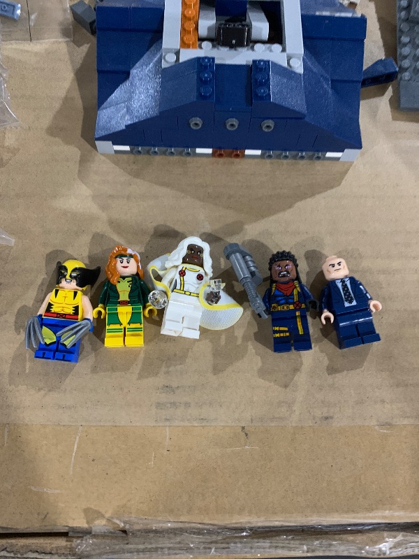 Photo 1 of ***PARTIAL SET***LEGO Marvel X-Men The X-Mansion Building Set - Marvel Collectibles DIY Craft Kit for Adults, Ages 18+ - Buildable Xavier Institute with 10 Minifigures - Gift Idea for Superhero Fans - 76294