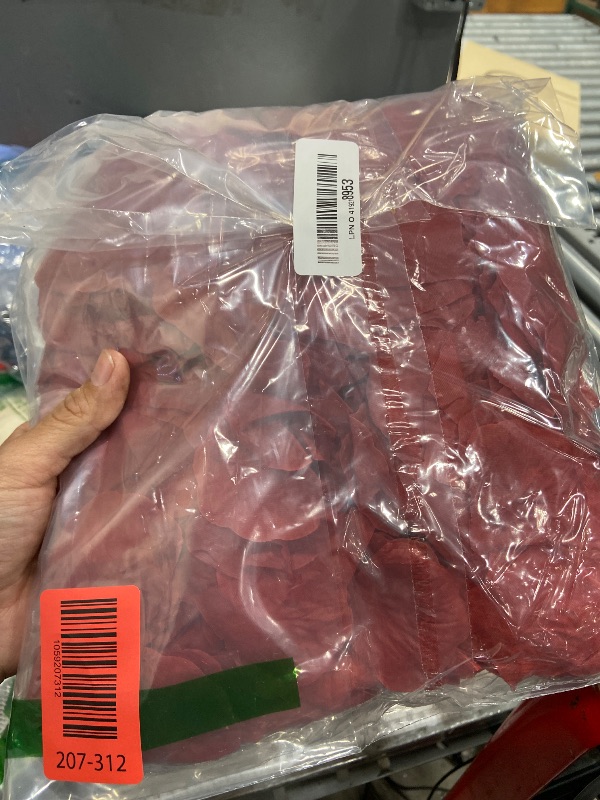 Photo 1 of (Pre-Separated, Scented) WAKISAKI Artificial Silk Rose Petals for Wedding Flower Petals for Romantic Special Night, for Proposal, Anniversary (1,000 PCS, Dark Red)