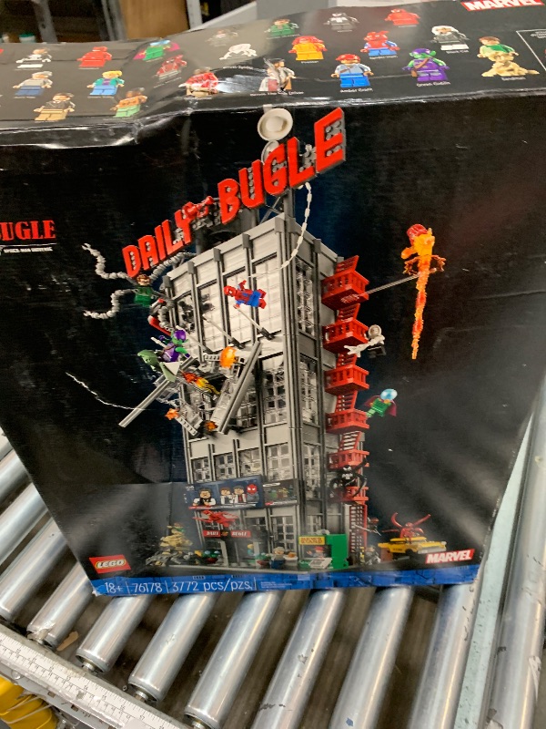 Photo 1 of **** CHECK COMMENTS**** LEGO Marvel Spider-Man Daily Bugle Building Sets for Adults - Display as Office or Bookshelf Decor - Gifts for Men & Women Fans - 25 Minifigures - 76178