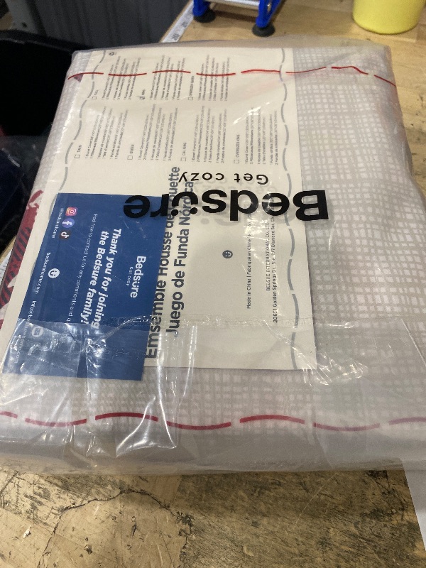 Photo 1 of **sheets only (flat)*** Bedsure King Size Christmas Duvet Cover Set - Festive Bedding Collection Featuring a Reversible Red Plaid Buffalo Check Design, Includes 1 Duvet Cover and 2 Pillow Shams (King, Reindeer)