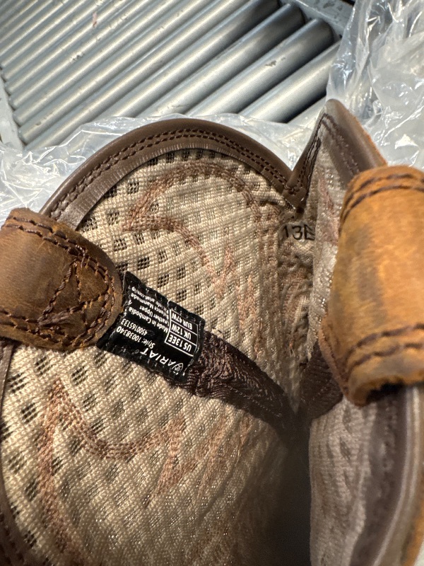 Photo 1 of (11ee) (used/fair) (bagged) Ariat Men’s Hybrid VentTEK Western Boot