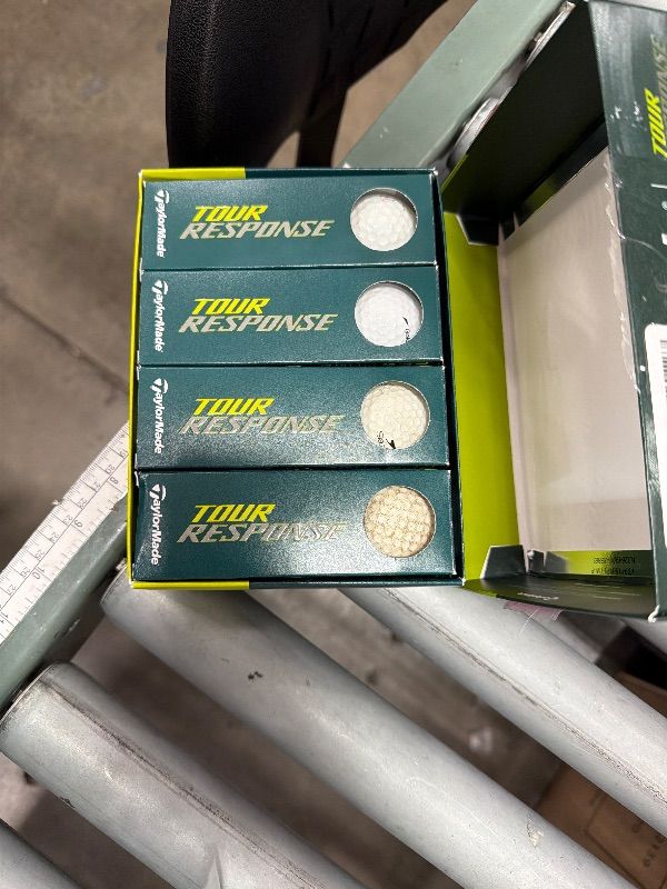 Photo 1 of ***SEE NOTES***
TaylorMade Golf 2025 Tour Response Ball White One Dozen