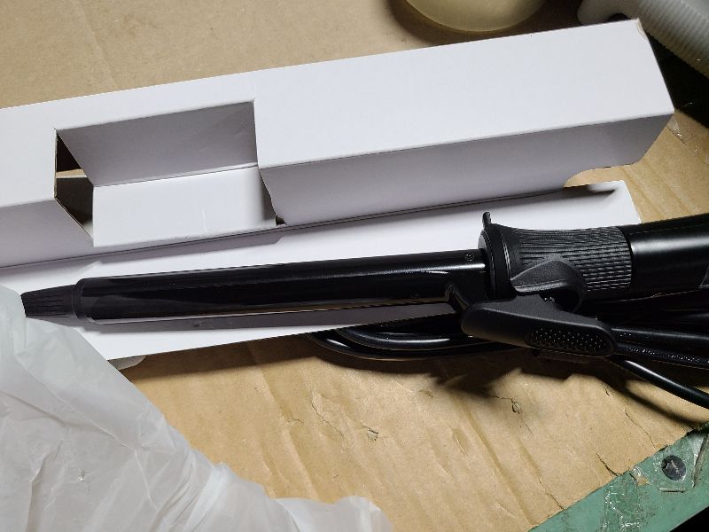 Photo 1 of 3/4 Inch Curling Iron with Clipped Tourmaline Ceramic Barrel Professional 0.75Inch Hair Curler up to 450°F Dual Voltage for Traveling 60 Mins Auto Off Suit for Different (Black, 0.75 Inch)