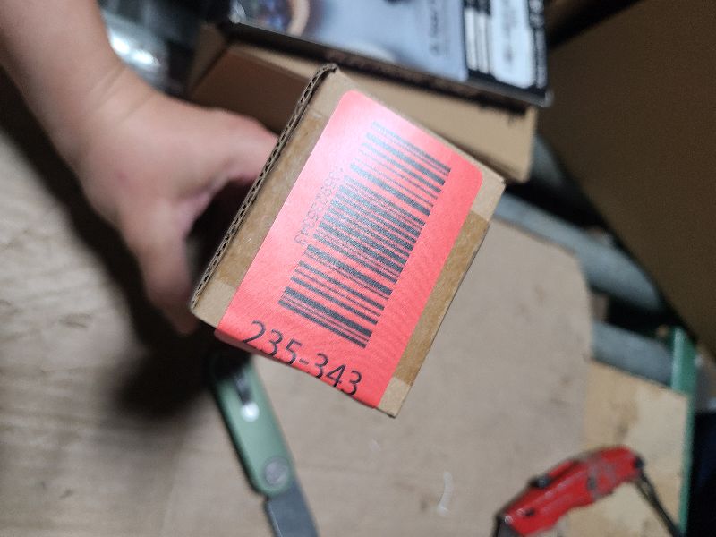 Photo 1 of 1Pcs Fuel Injectors ANGLEWIDE LR105439 Fuel Injectors Set fit for 2014-2018 for Jaguar for F-Type, 2010-2015 for Jaguar for XFR, 2010-2017 for Land Rover for Range Rover Sport 5.0L, 6 Holes