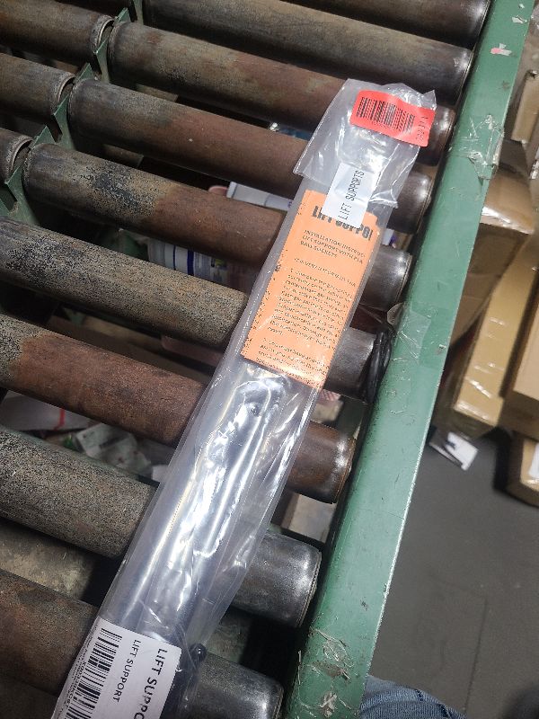 Photo 1 of 2Pcs Rear Back liftgate tailgate Hatch trunk Struts Lift Supports Shock Gas Spring Prop Rod Compatible With JEEP 2005-2010 GRAND CHEROKEE (Note: Type With Ball Socket Ends)