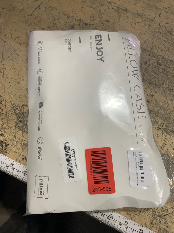 Photo 1 of 2 Pack Zippered Velvet Queen Pillowcases, Super Soft and Cozy Luxury Fuzzy Flannel Pillow Cases with Zipper, 20x30 Inches, Brown