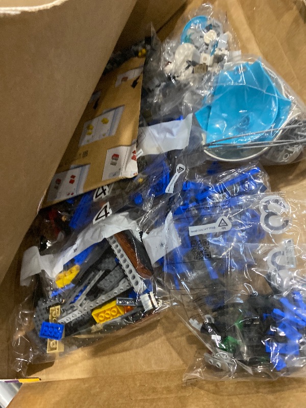 Photo 1 of **********ALL BAGS STILL SEALED, MISSING INSTRUCTIONS***************
LEGO Fortnite Battle Bus - Collectible Fortnite Toy for Kids, Boys and Girls, Ages 10+ - Pretend Play Set with 9 Minifigures from Video Game - Gift Ideas for Fans - 77073