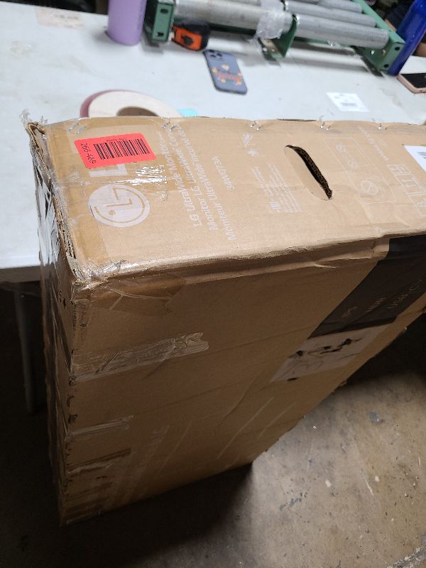 Photo 1 of LG UltraWide QHD 34-Inch Curved Computer Monitor 34WQ73A-B, IPS with HDR 10 Compatibility, Built-In-KVM, and USB Type-C, Black