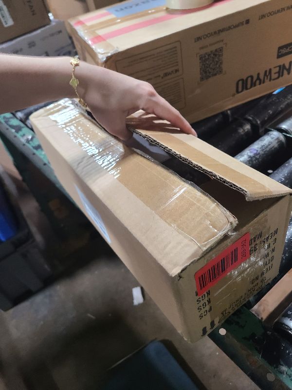 Photo 1 of 20.3'' Tall 5 Arm Gold Candelabra Centerpiece for Table, Metal &Crysyal Candle Holder, Retro Candelabra/Candlestick Table Centerpieces for Party, Events, Home, Wedding Decor (1pc, Gold)