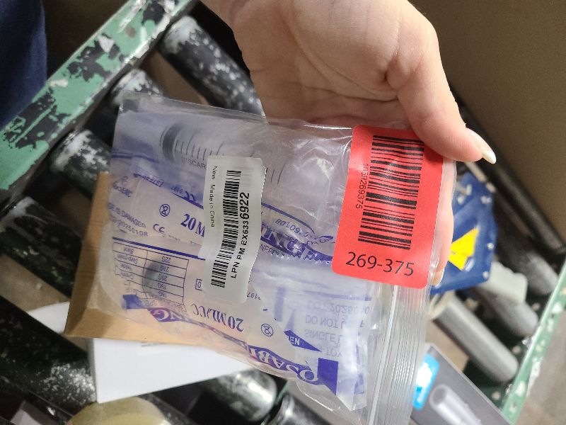 Photo 1 of 20ml Syringe for Liquid, Oral, Scientific Labs, Measurement, Dispensing, with Cap- 3 Pack 20ml Syringes