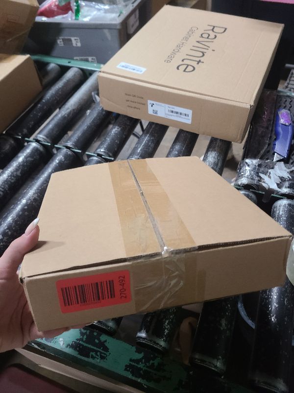 Photo 1 of 108pcs Roses Head Flowers with Stem - Black Gold White Graduation Artificial Flowers Rose Bulk - Silk Rose Fake Flower for Birthday Wedding Baby Shower Centerpieces Gold Theme Grad Party Tables Decor